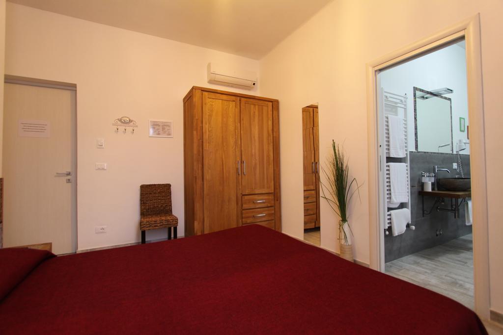 La Spezia Holidays' Rooms Exteriör bild