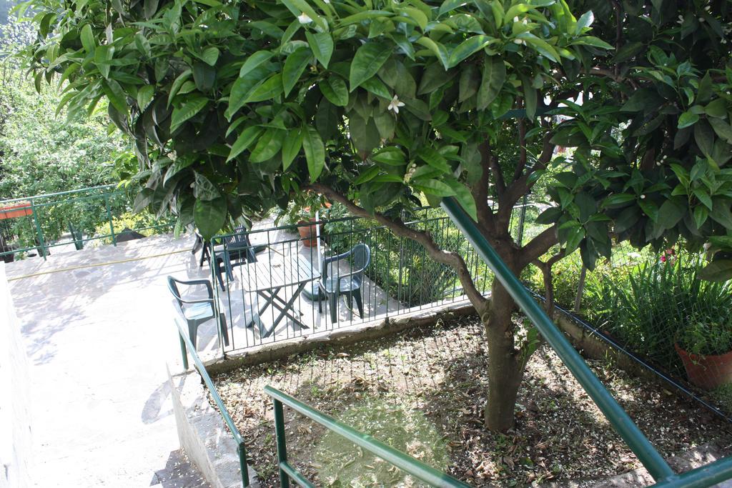 La Spezia Holidays' Rooms Exteriör bild